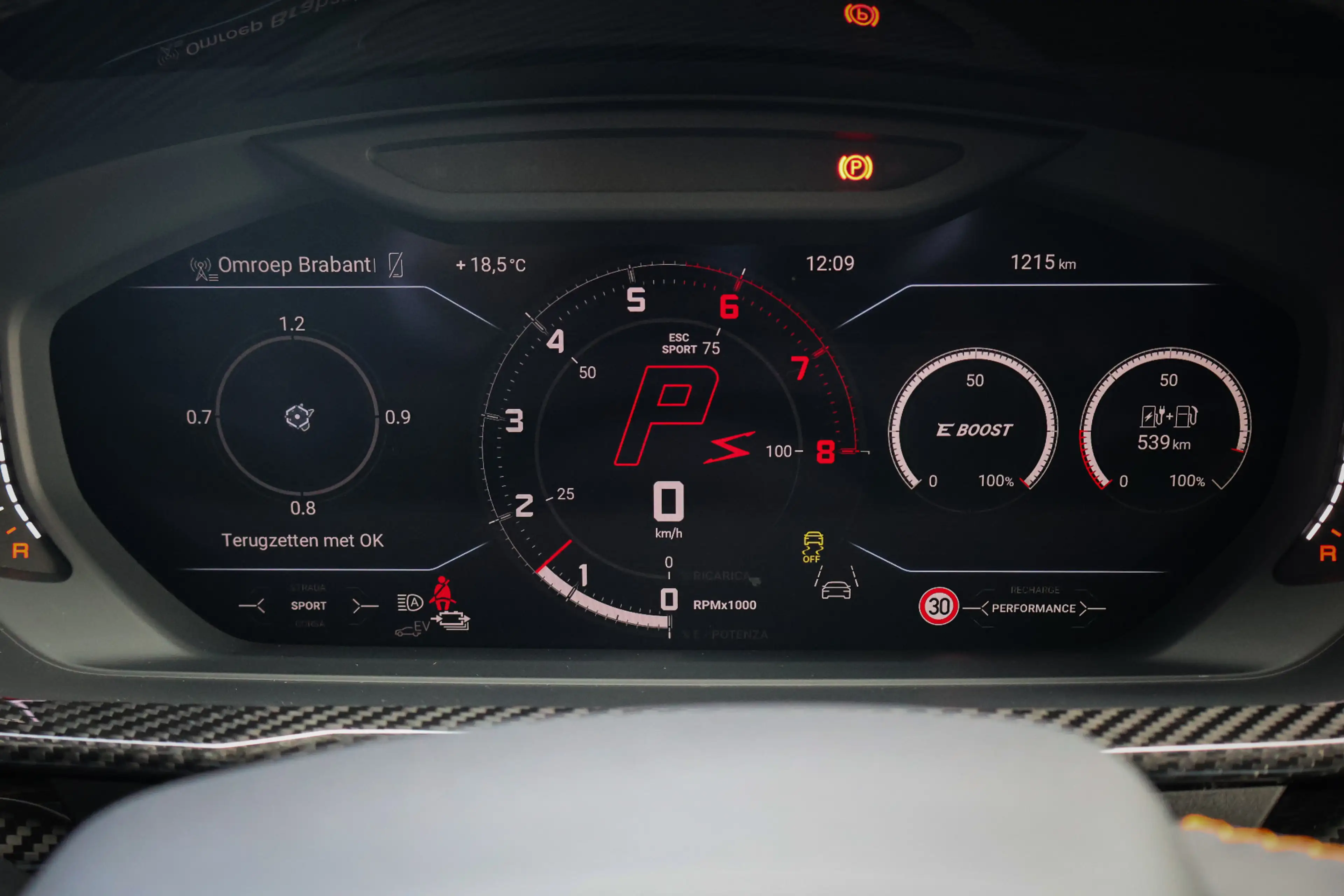 Lamborghini Urus SE 4.0 V8 Hybrid | AKRAPOVIC | BTW-AUTO | FULL PPF — photo 11