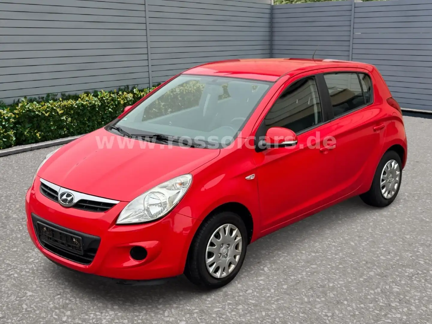 Hyundai i20 1.2 Comfort Euro5 Klima SHZ TÜV Rot - 1