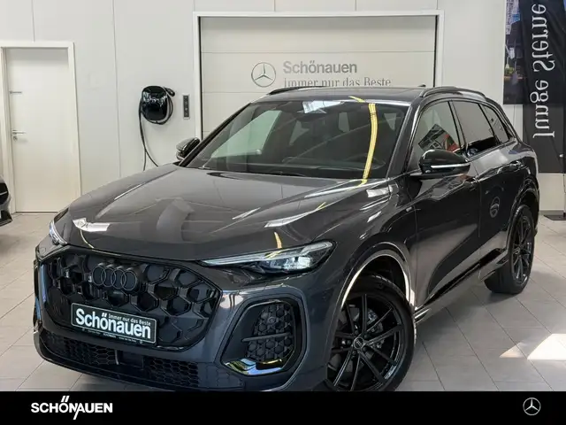 Audi Q5 2.0 TFSI S-LINE PANO+KAMERA+3ZONEN+LED+20"