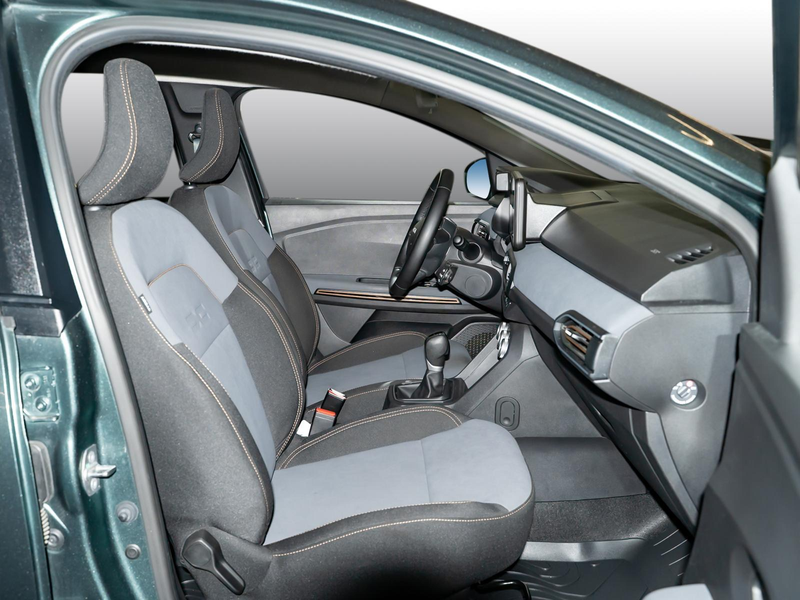 Dacia Jogger Extreme HYBRID 140 NAVI SHZ PDC KLIMA — photo 5
