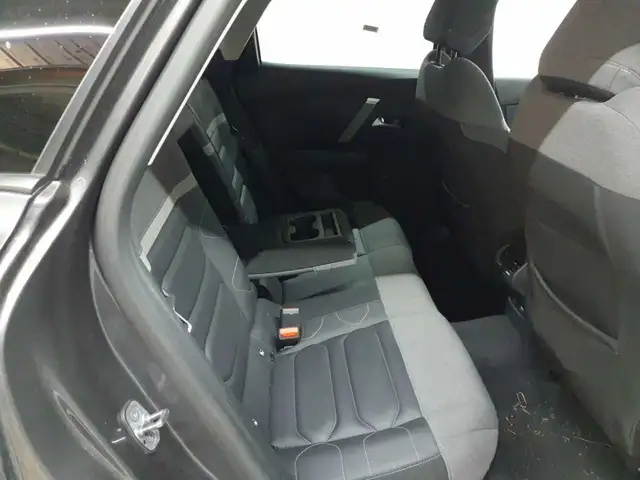 Citroen C4 view 13