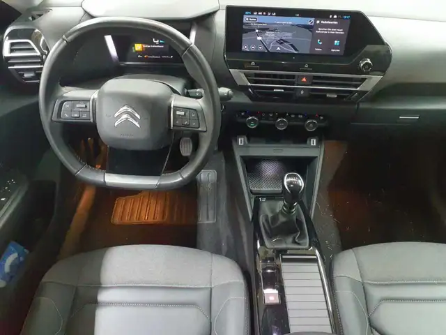 Citroen C4 view 9