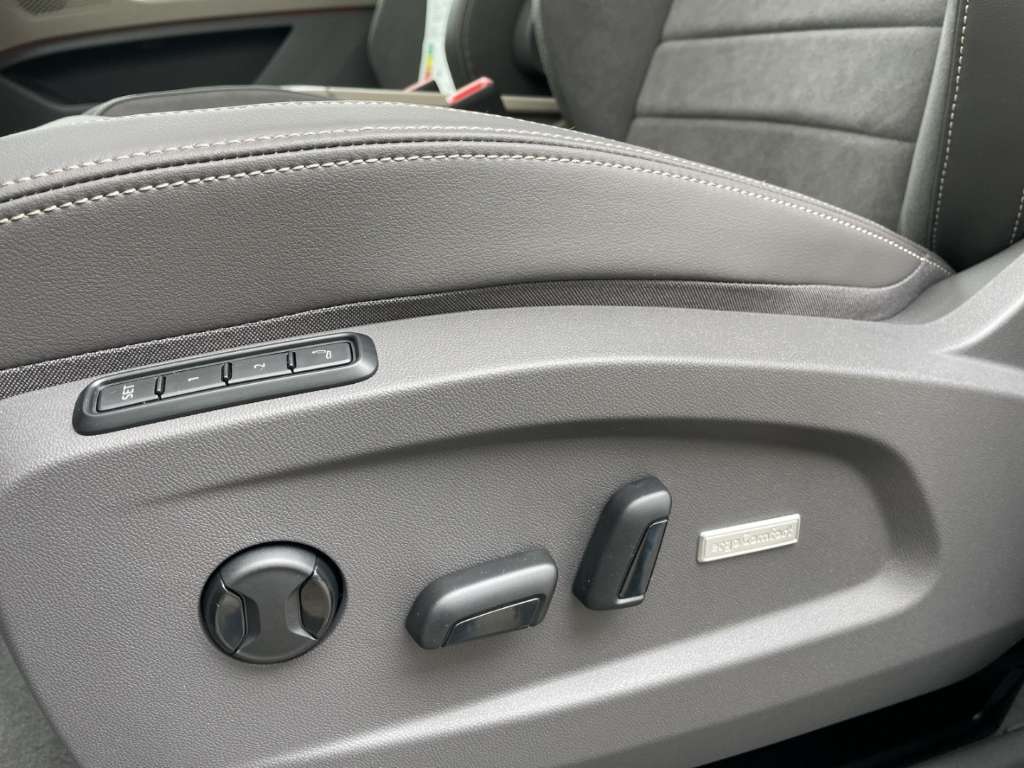 Volkswagen T7