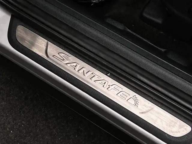 Hyundai Santa Fe view 14