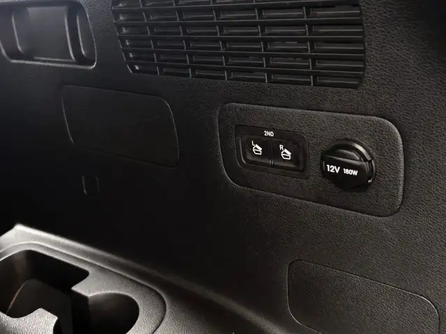 Hyundai Santa Fe view 27