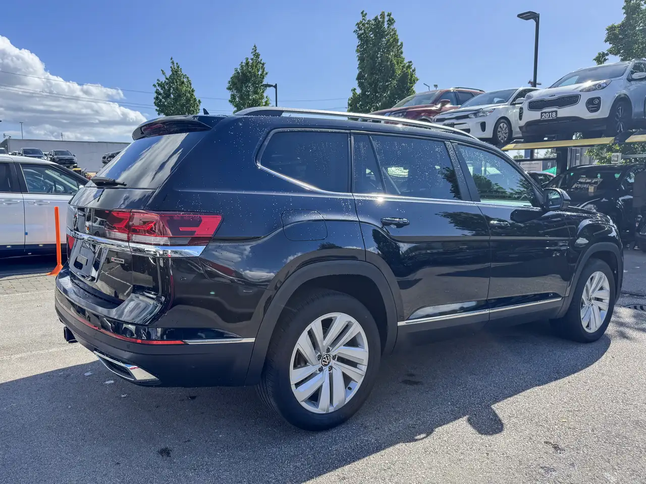 Volkswagen Atlas снимка Volkswagen Atlas