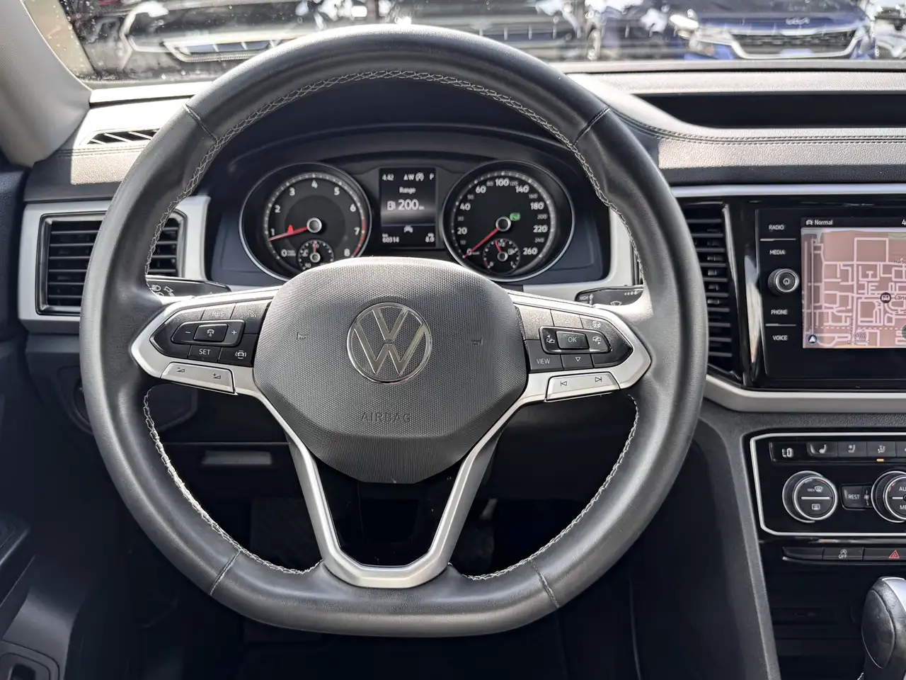 Volkswagen Atlas снимка Volkswagen Atlas