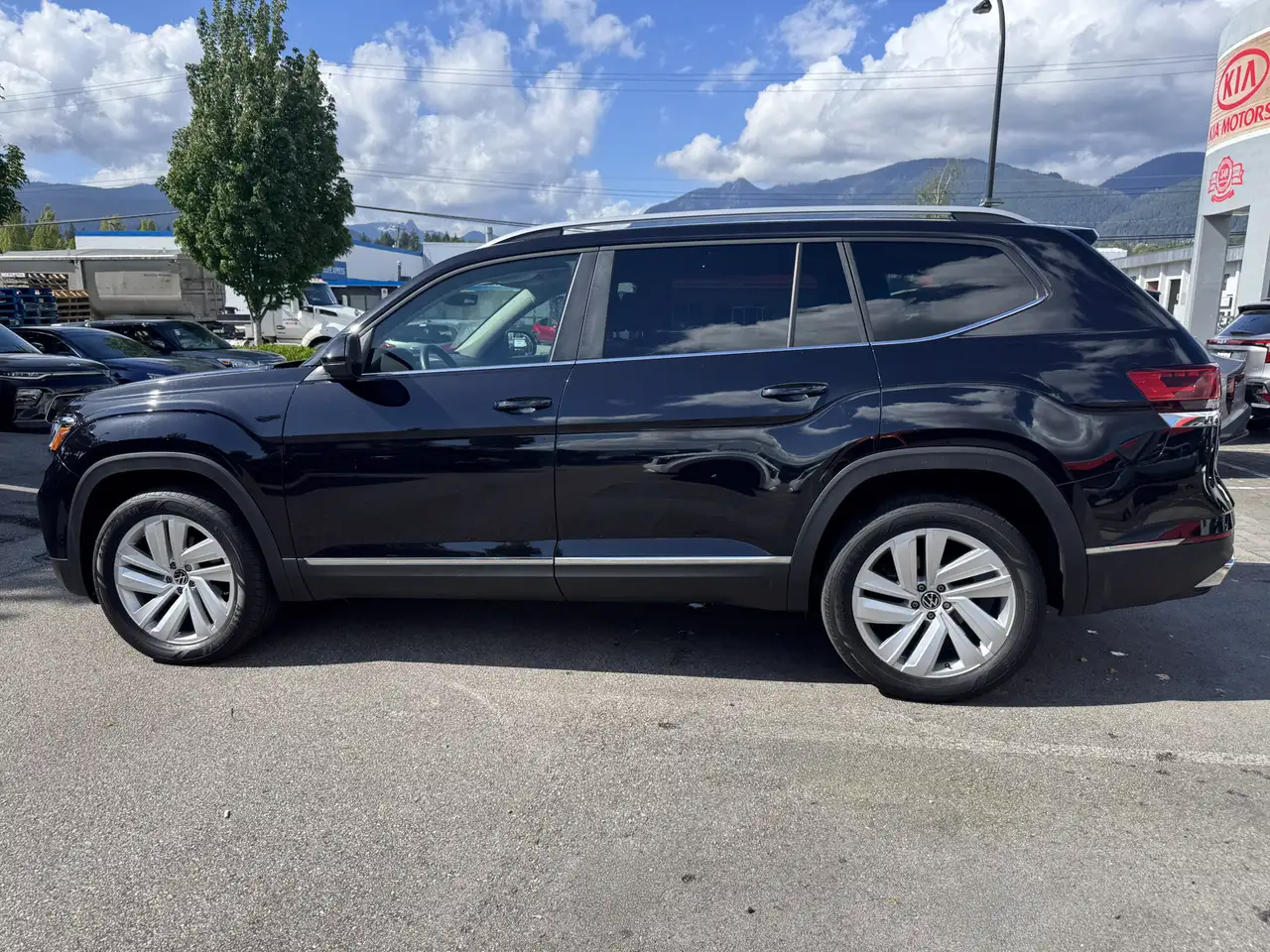 Volkswagen Atlas снимка Volkswagen Atlas