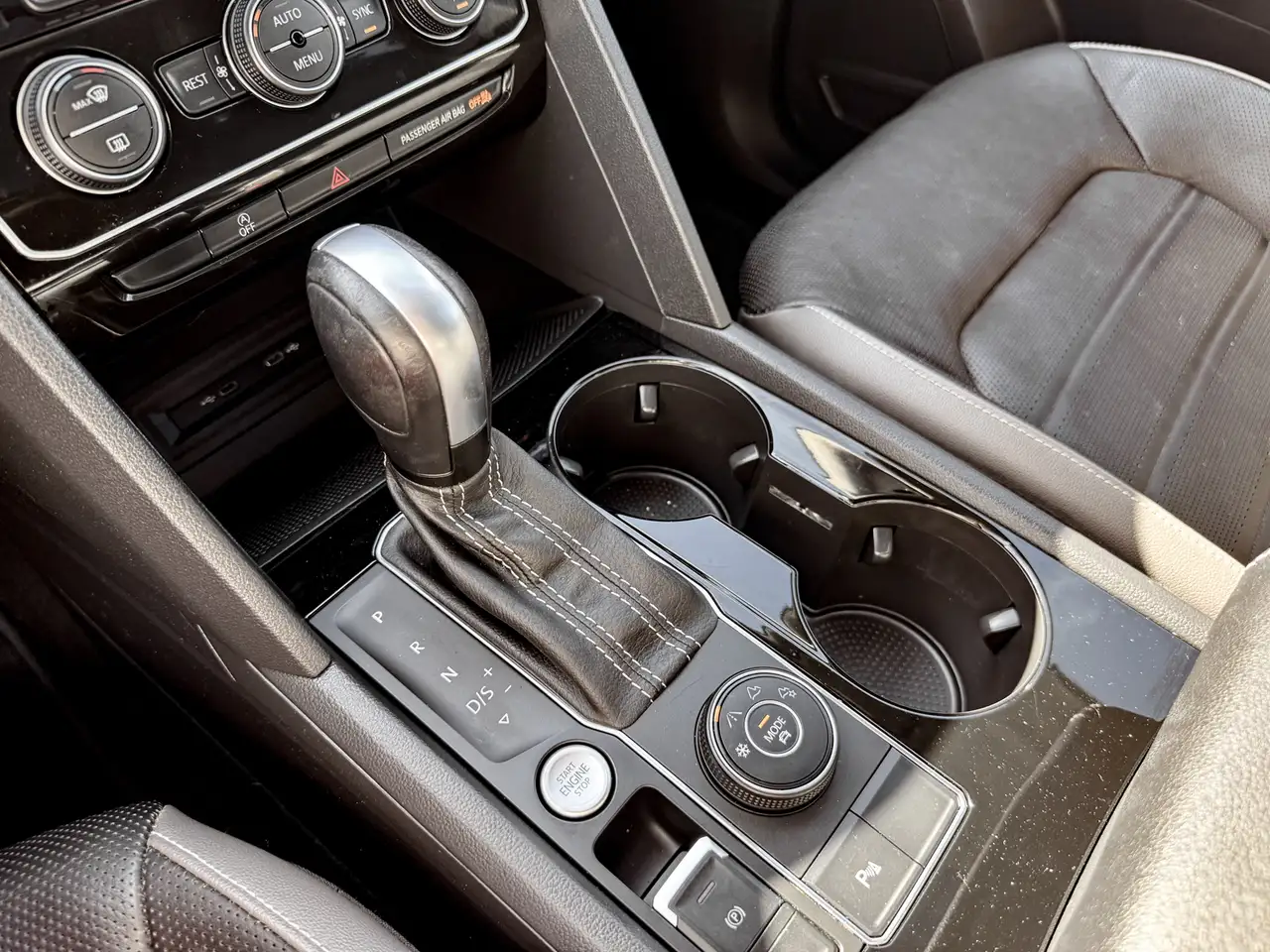 Volkswagen Atlas снимка Volkswagen Atlas