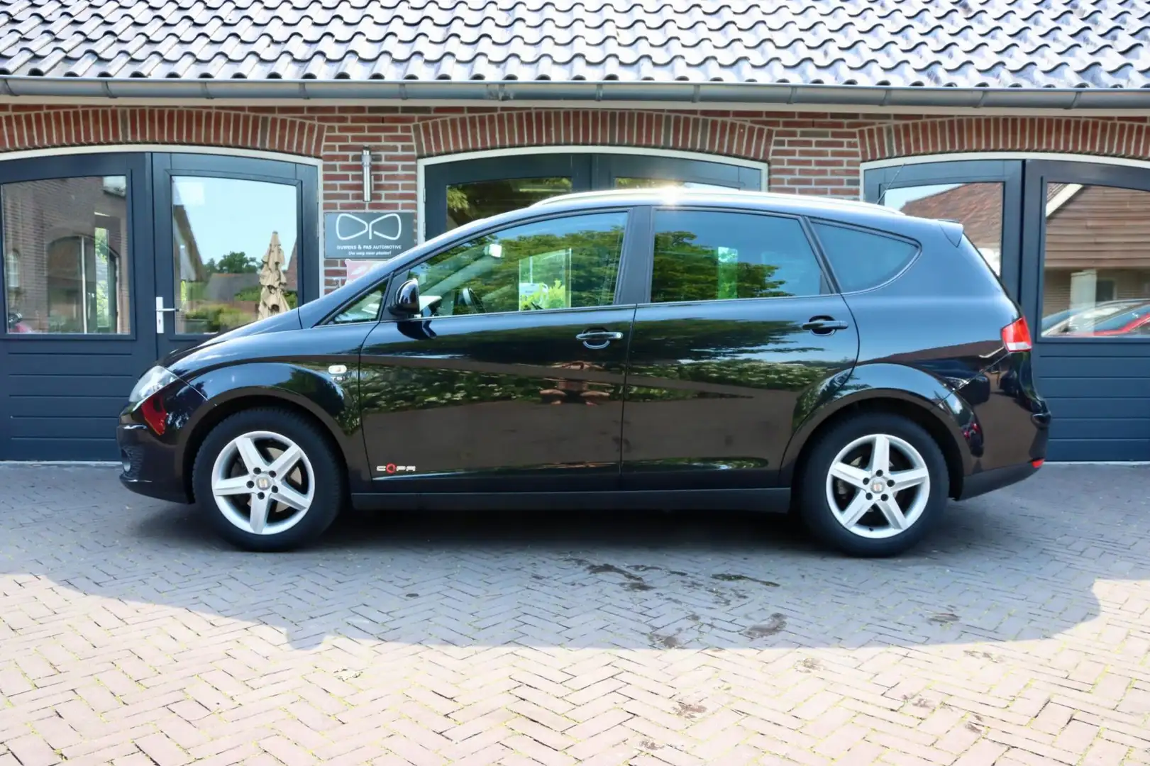 SEAT Altea XL 1.4 TSI Style | NAVIGATIE | AIRCO | CRUISE | TREKH Zwart - 2