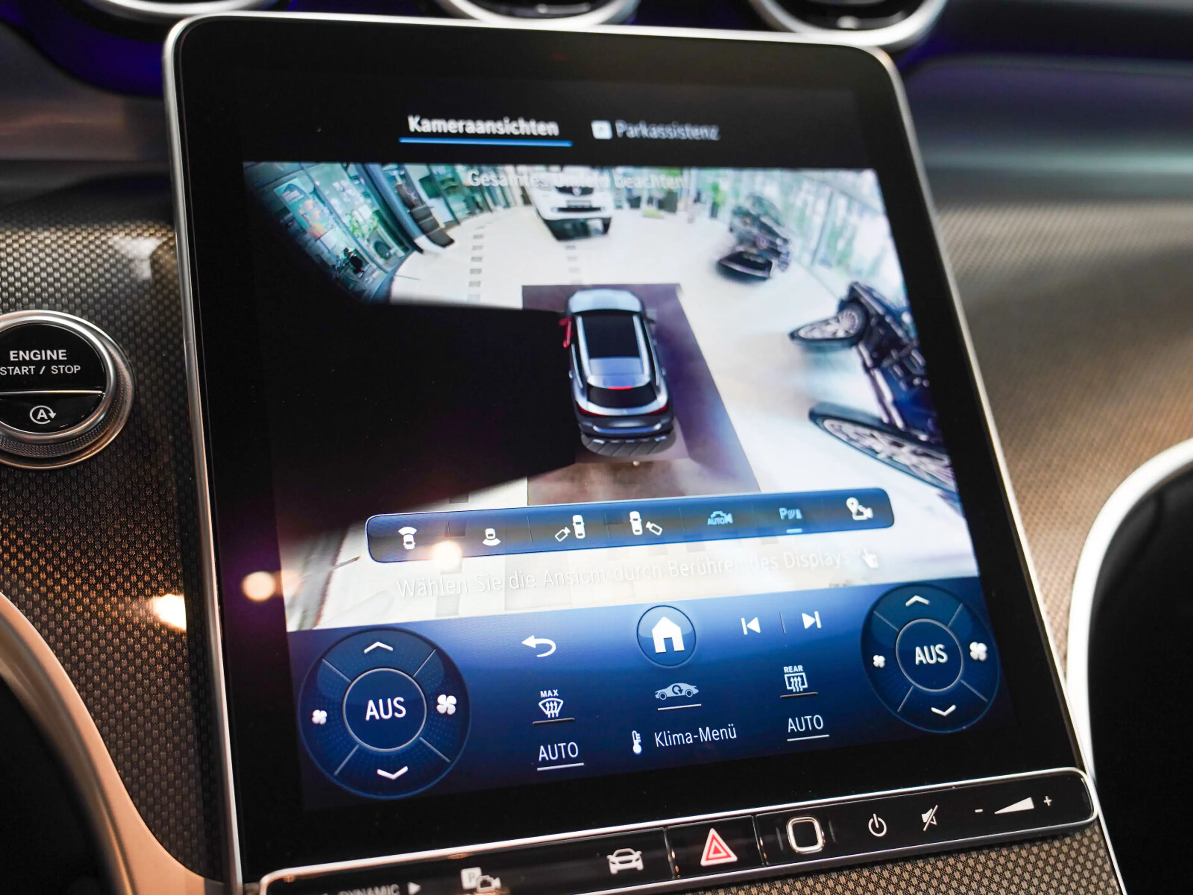 Mercedes-Benz GLC 300 GLC 300 d 4M AMG Pano Distro Burmester Airmatic — photo 25