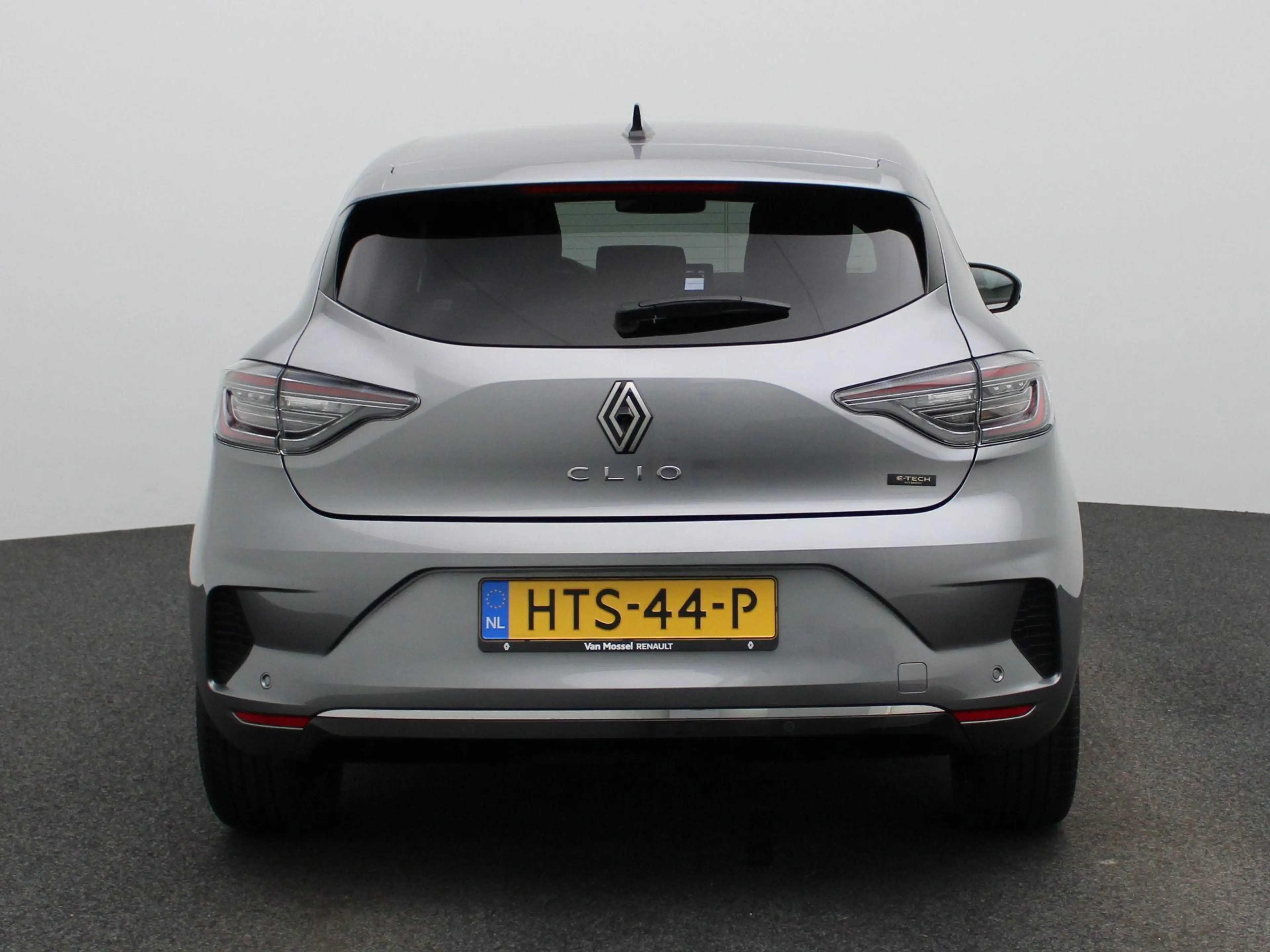 Renault Clio 1.6 E-Tech Full Hybrid Techno 145PK | Automaat | N — photo 5