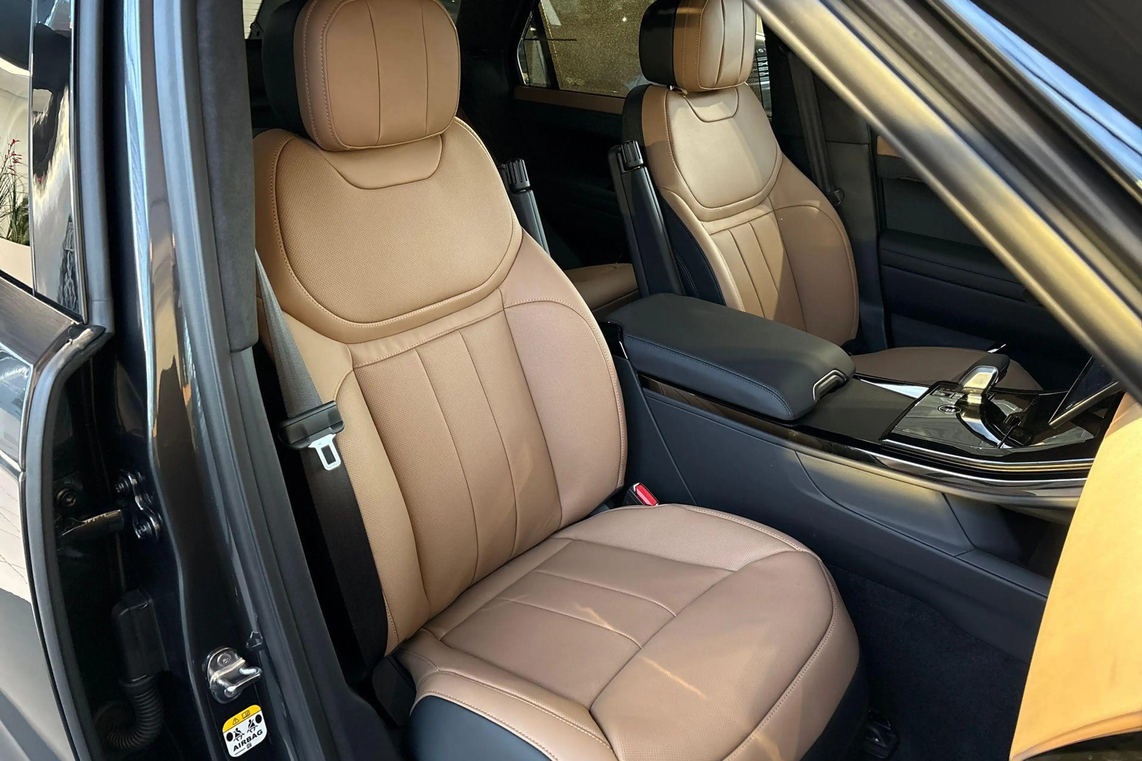 Land Rover Range Rover Sport P550e Autobiography | BLACK PACK | COLD CLIMATE PA — photo 10
