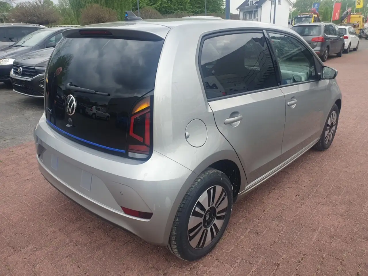 Volkswagen e-up! Edition Klimaautom DAB Ambiente Beleuchtung SHZ Rü 9