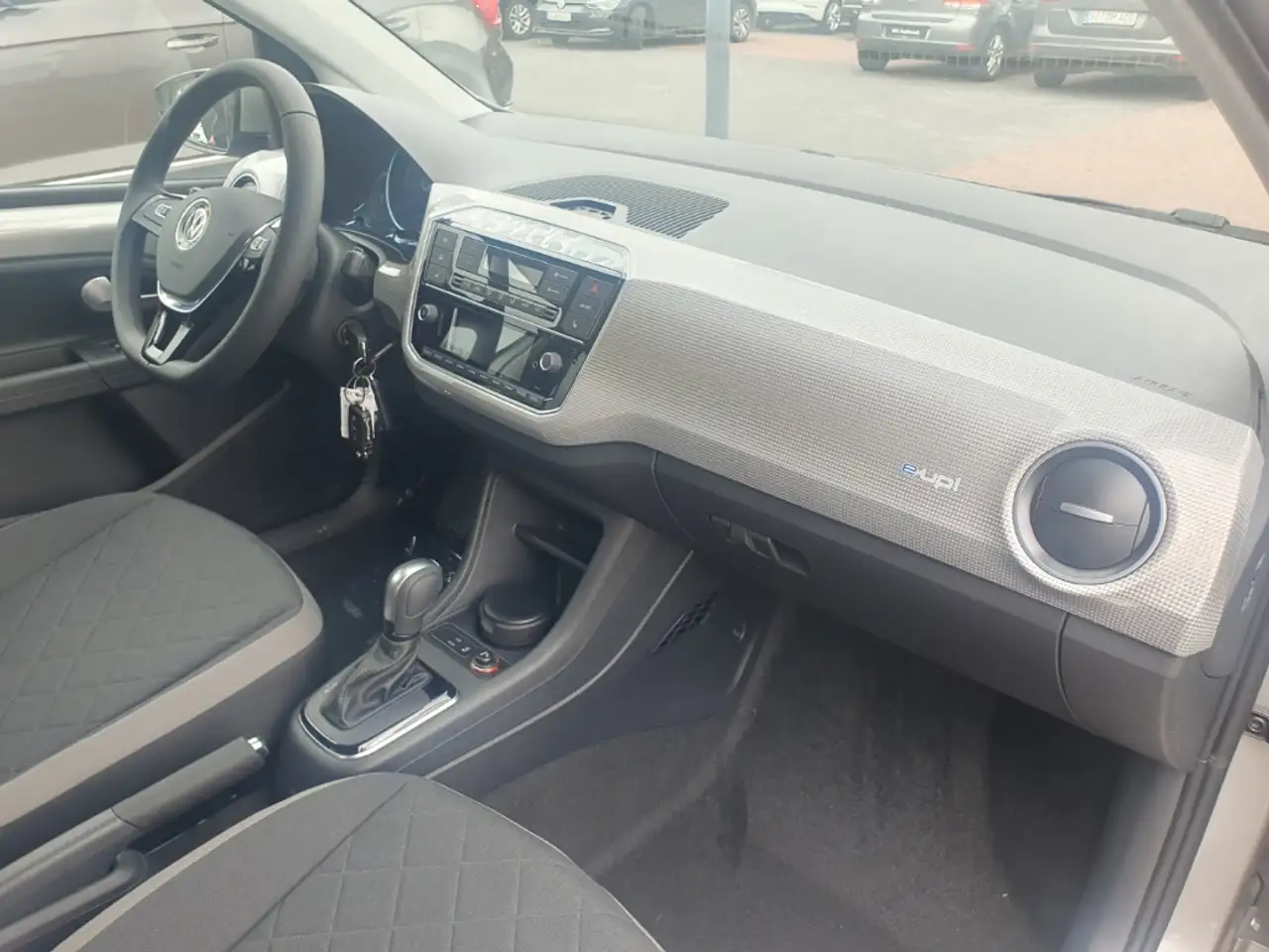 Volkswagen e-up! Edition Klimaautom DAB Ambiente Beleuchtung SHZ Rü 11