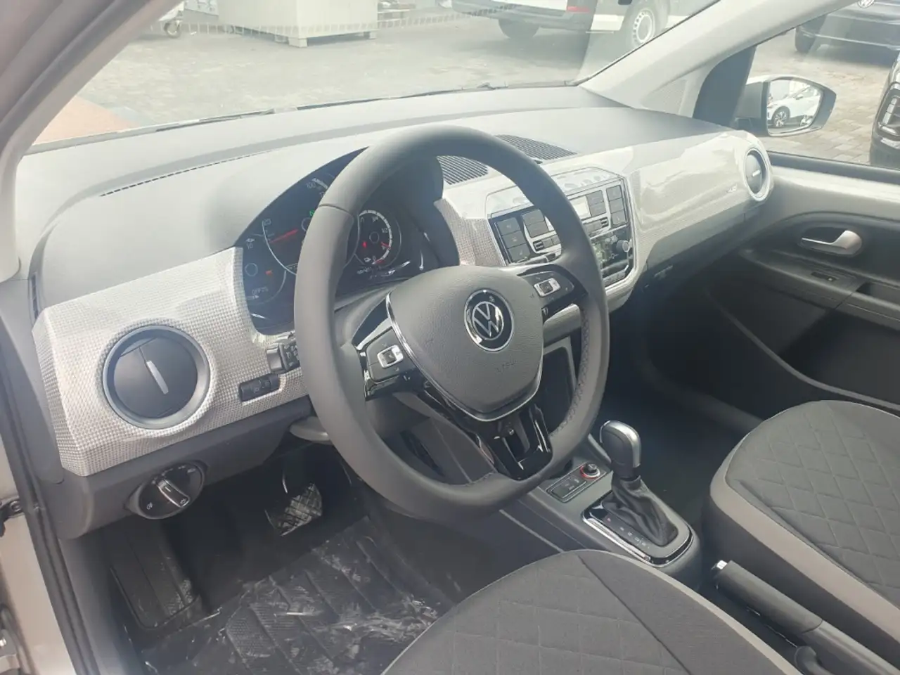 Volkswagen e-up! Edition Klimaautom DAB Ambiente Beleuchtung SHZ Rü 4