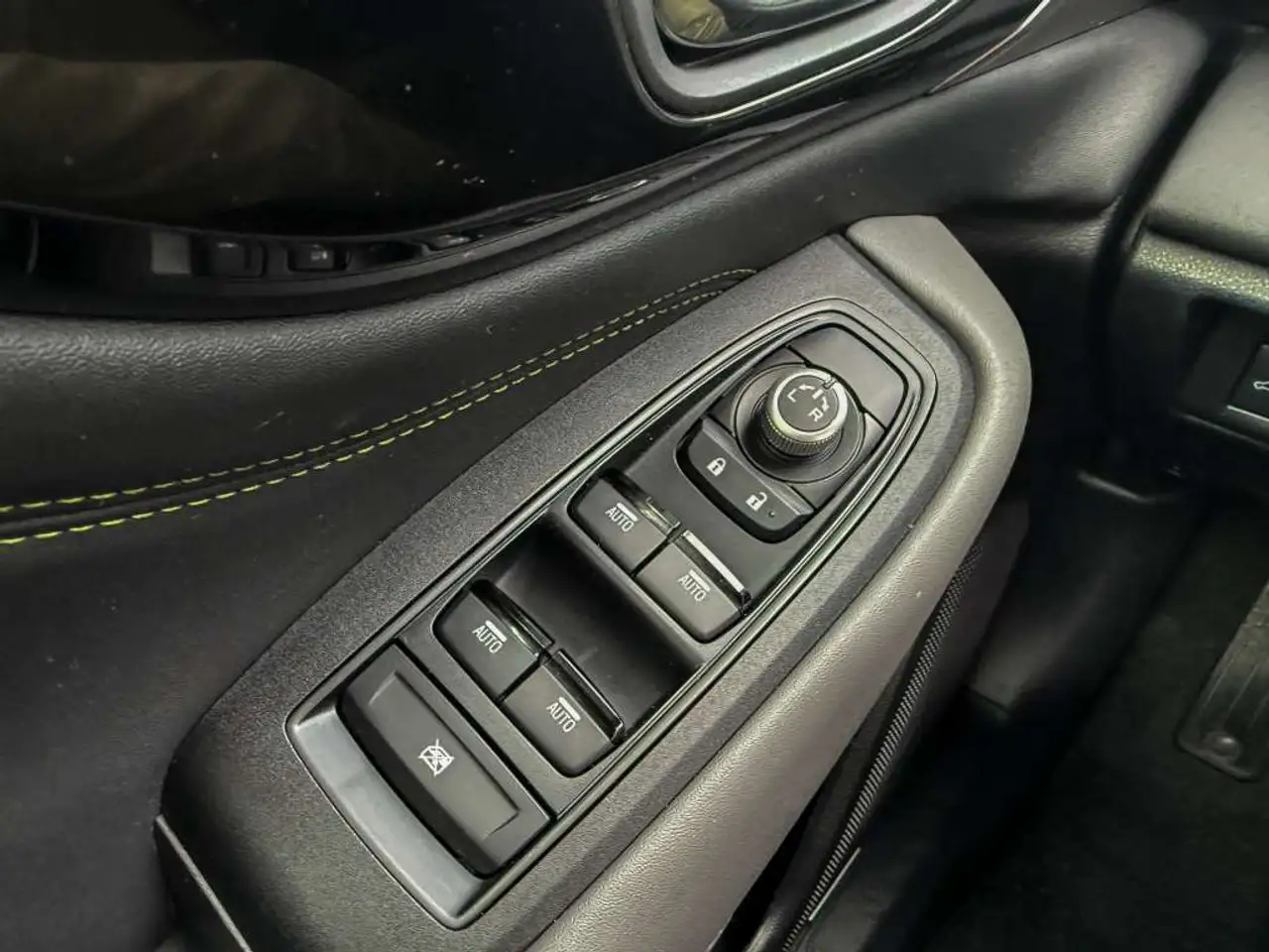 Subaru OUTBACK снимка Subaru OUTBACK