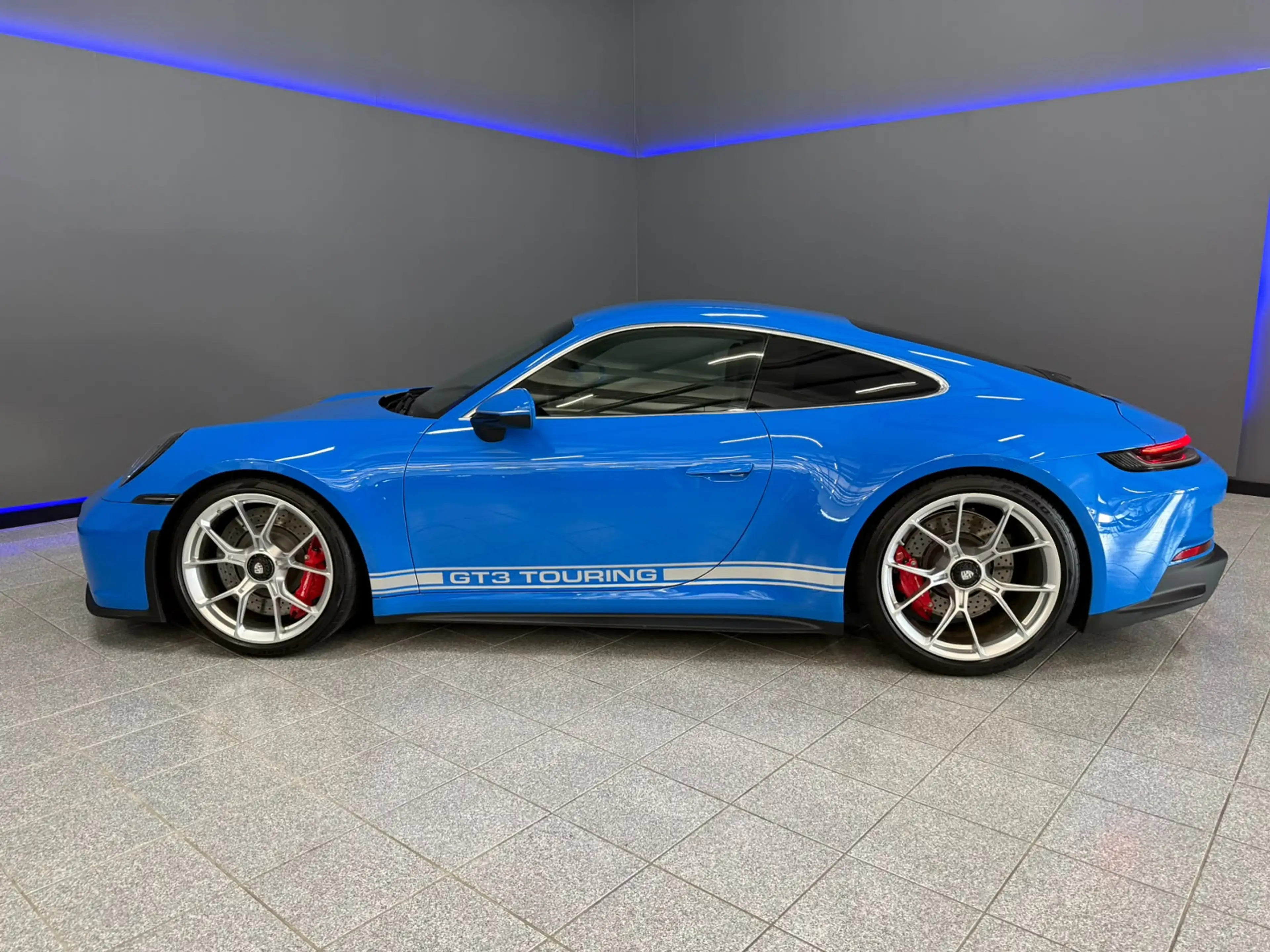 Porsche 992 4.0 GT3 Touring — photo 36