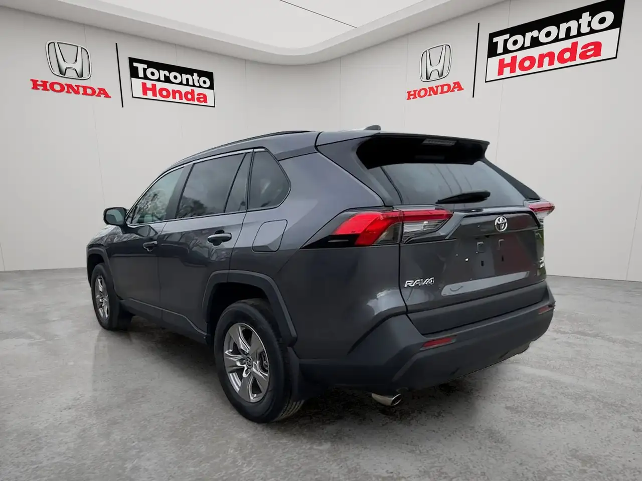 Toyota RAV 4 снимка Toyota RAV 4