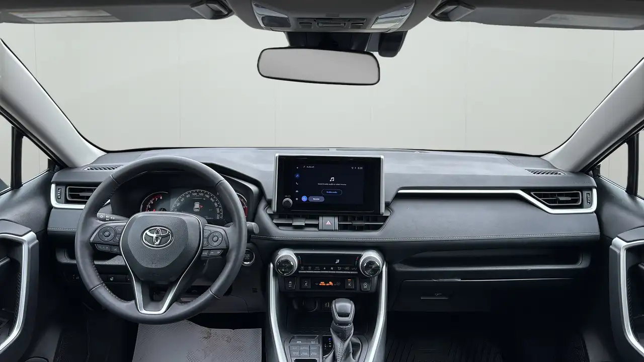Toyota RAV 4 снимка Toyota RAV 4
