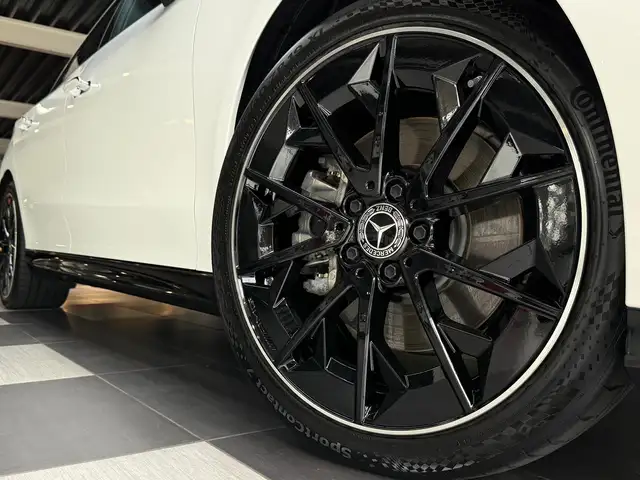 Mercedes-Benz Cla view 6