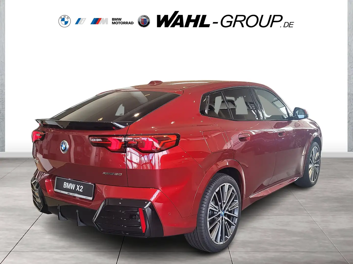 BMW iX2 xDrive30 M Sportpaket Head-Up HK HiFi DAB Roşu - 2