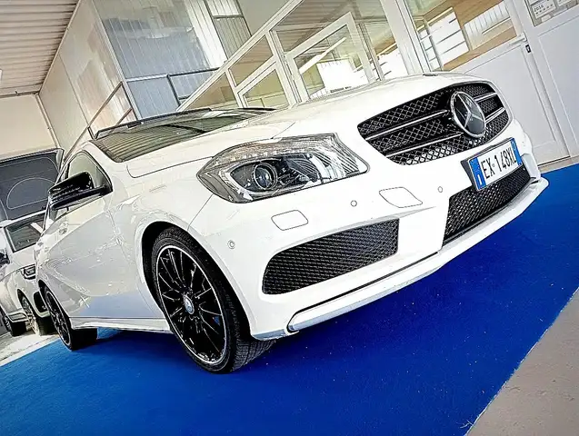 Mercedes-Benz A 200 DARK NIGHT EDITION AUT TETTO 18" PRONTA