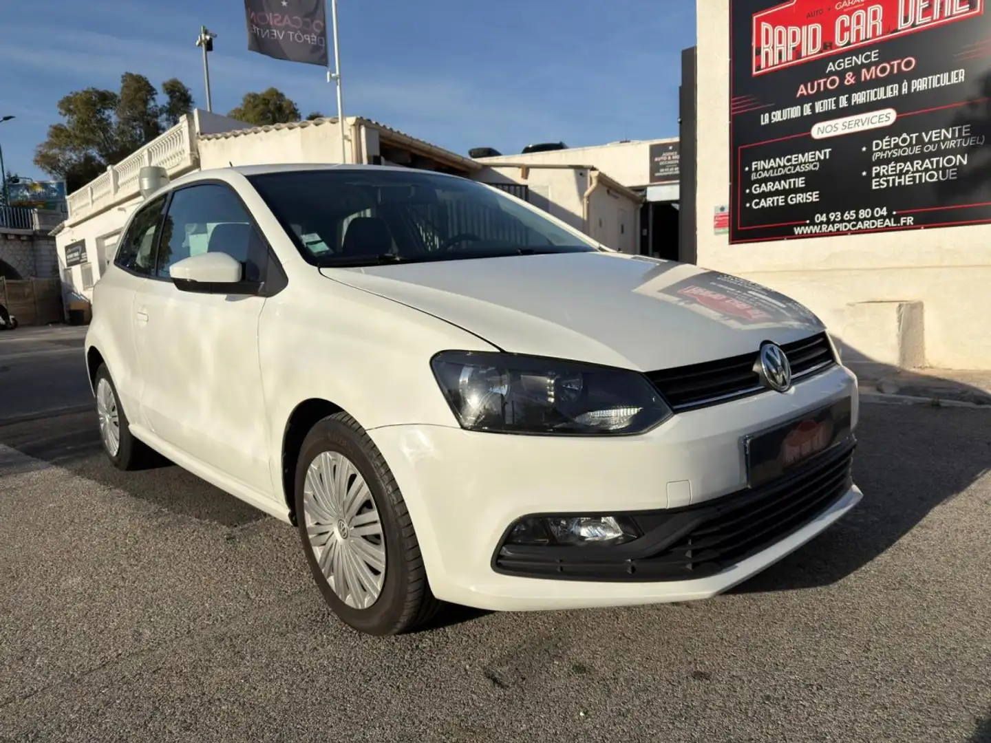 Volkswagen Polo Polo 1.0i - 75 V 6R Confortline PHASE 2 Blanc - 1