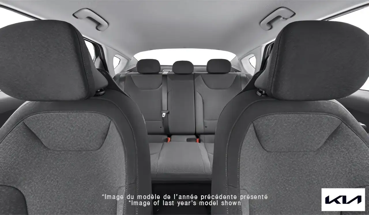 Kia K4 снимка Kia K4