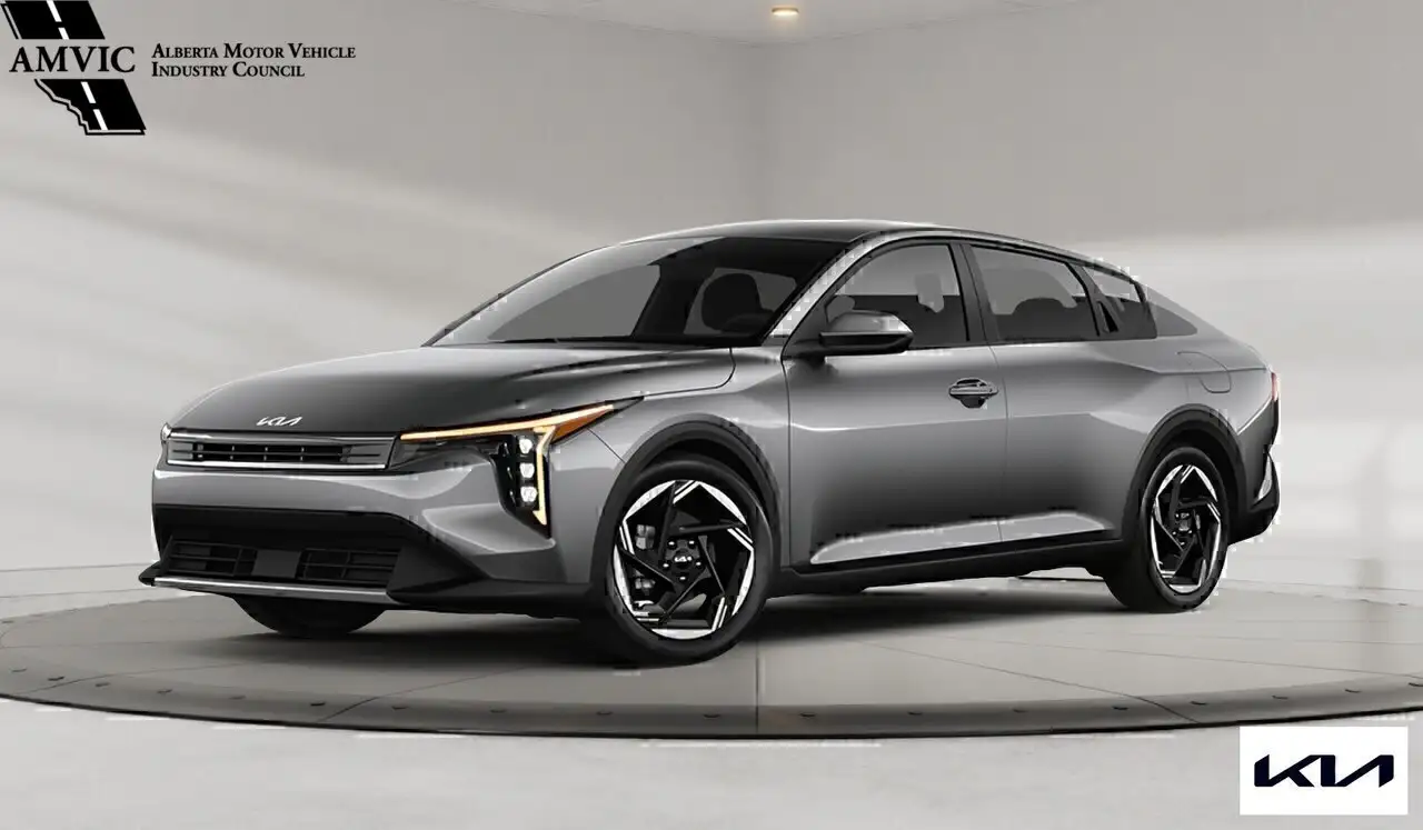 Kia K4 снимка Kia K4