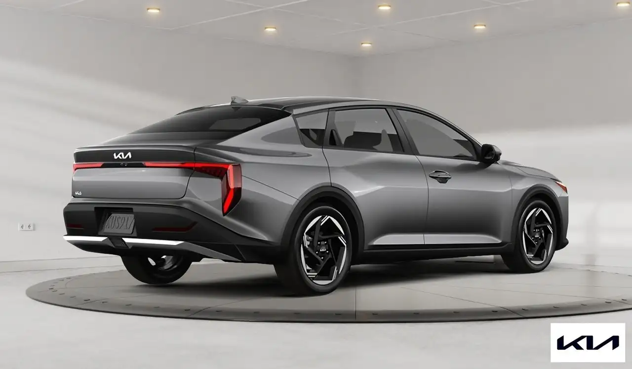 Kia K4 снимка Kia K4
