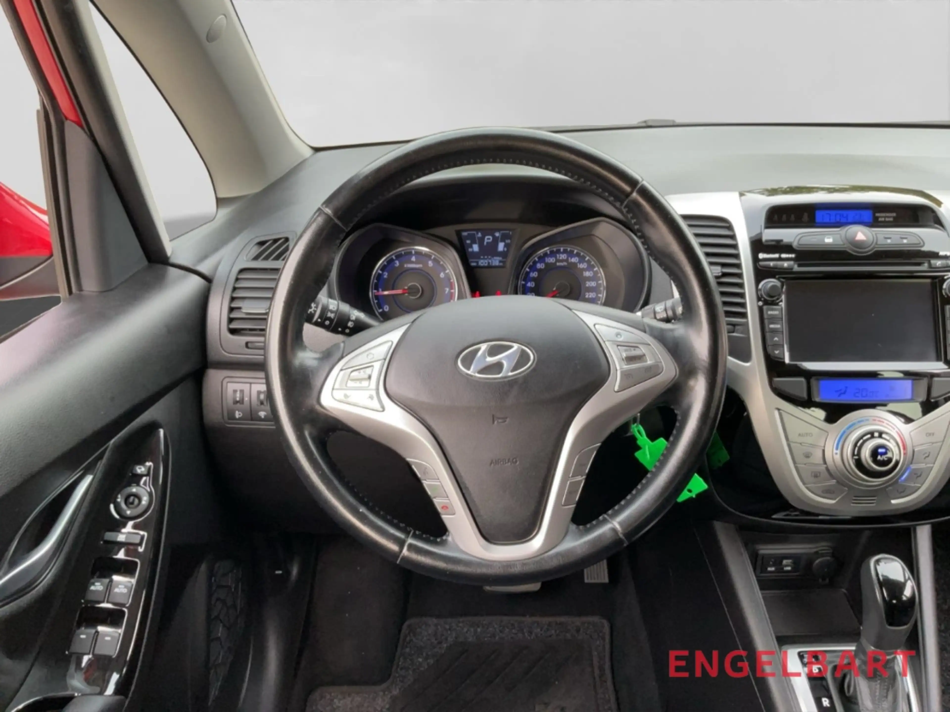 Hyundai iX20 Style 1.6  Temp PDC Navi. Regensensor GA — photo 8