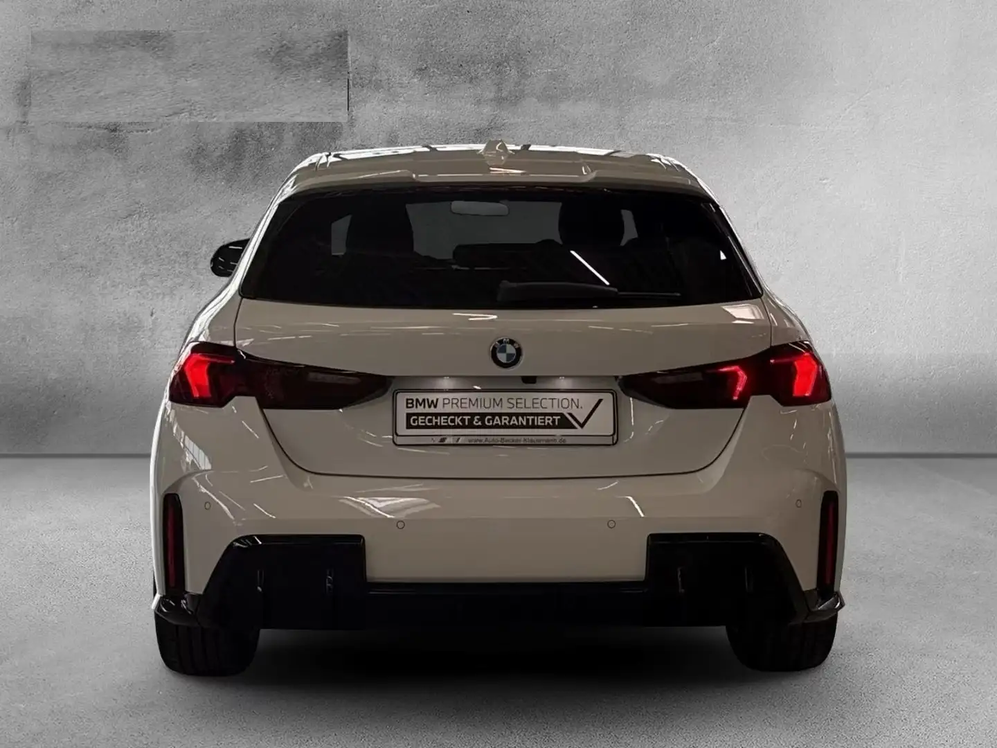 BMW 118 d M Sport PRO/ PANORAMA / R18 / H K Sound / Camera Bianco - 2