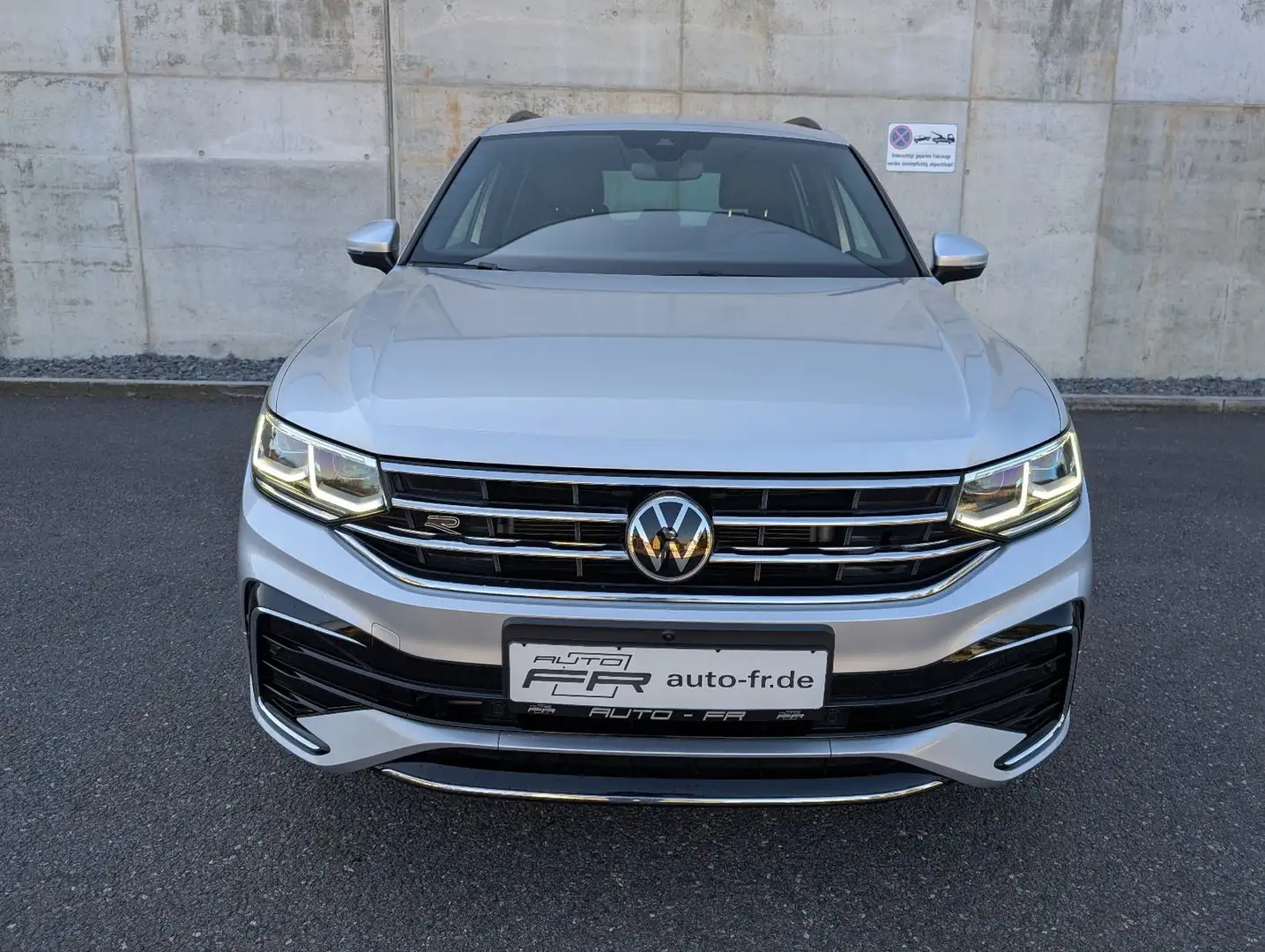 Volkswagen Tiguan R-line 2.0 TDI 4motion *Vollausstattung Silber - 2
