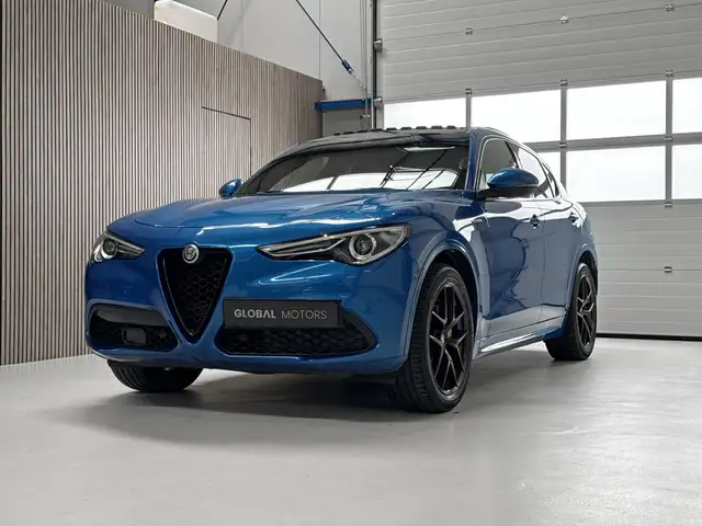 Alfa Romeo Stelvio 2.0 T AWD Veloce 280 PK - FACELIFT - PANORAMADAK -