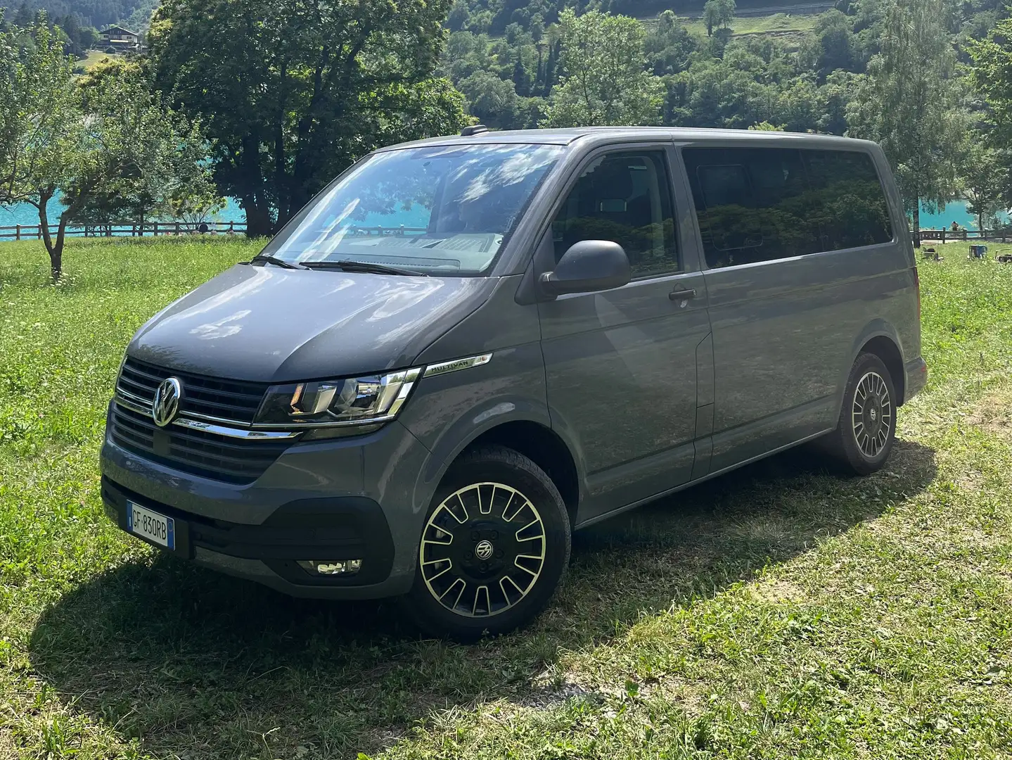 Volkswagen T6.1 Multivan Space 4Motion Szürke - 2