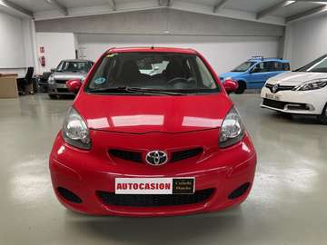 1.0 VVT-i Blue Pack Red Style