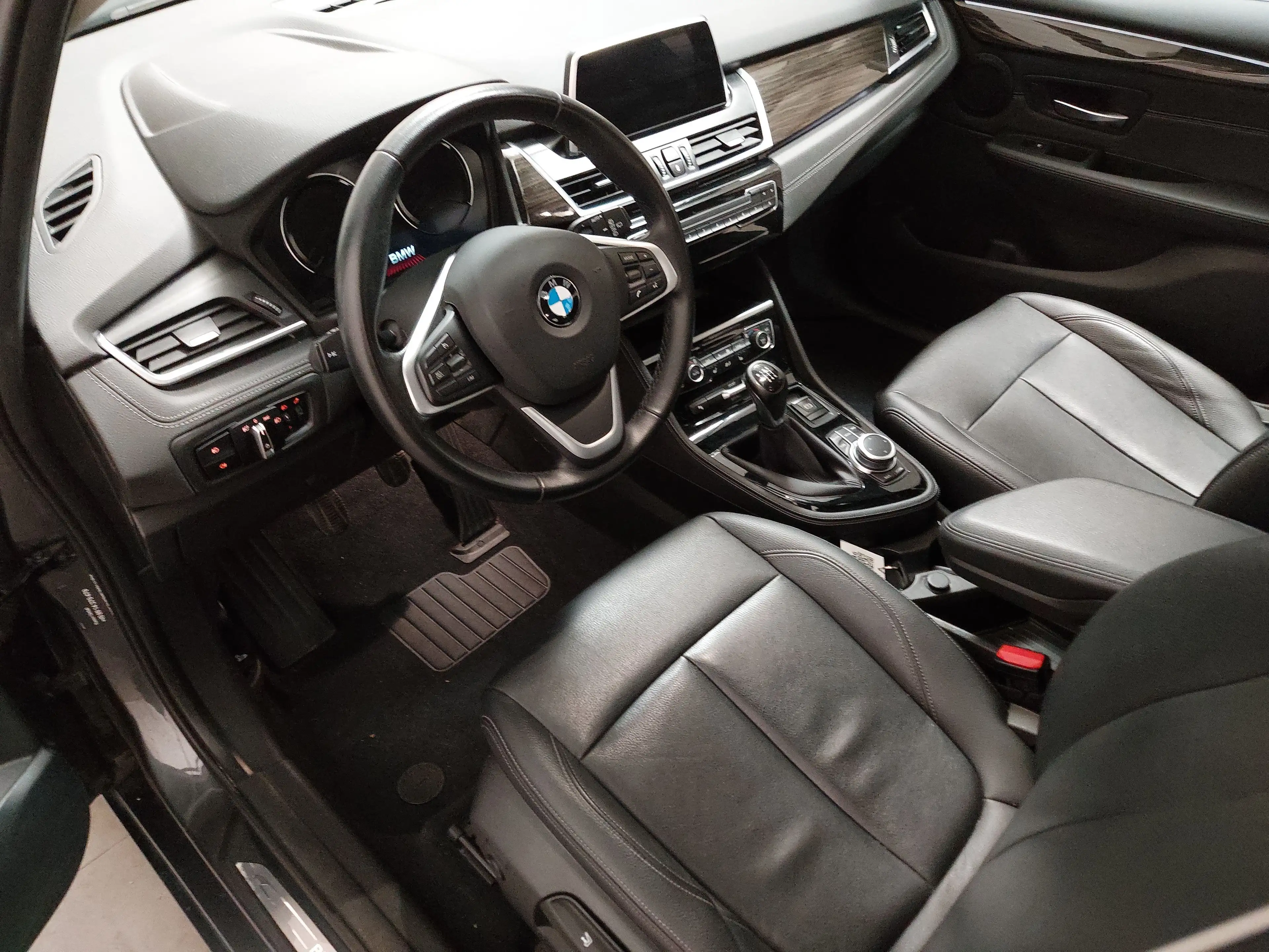 BMW 218 218d Luxury-Line LEDER NAVI LED SHZ PDC — photo 6