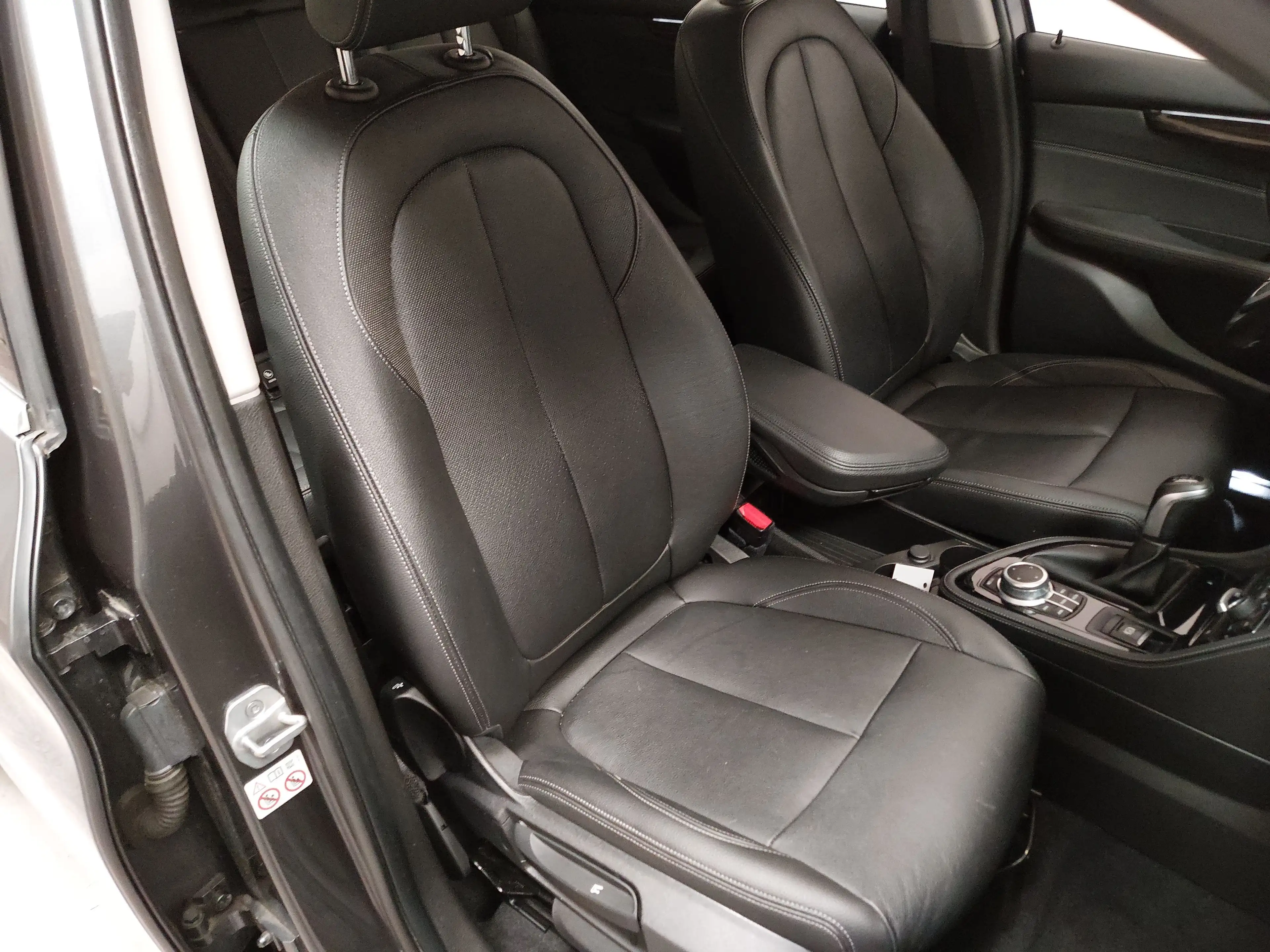 BMW 218 218d Luxury-Line LEDER NAVI LED SHZ PDC — photo 10