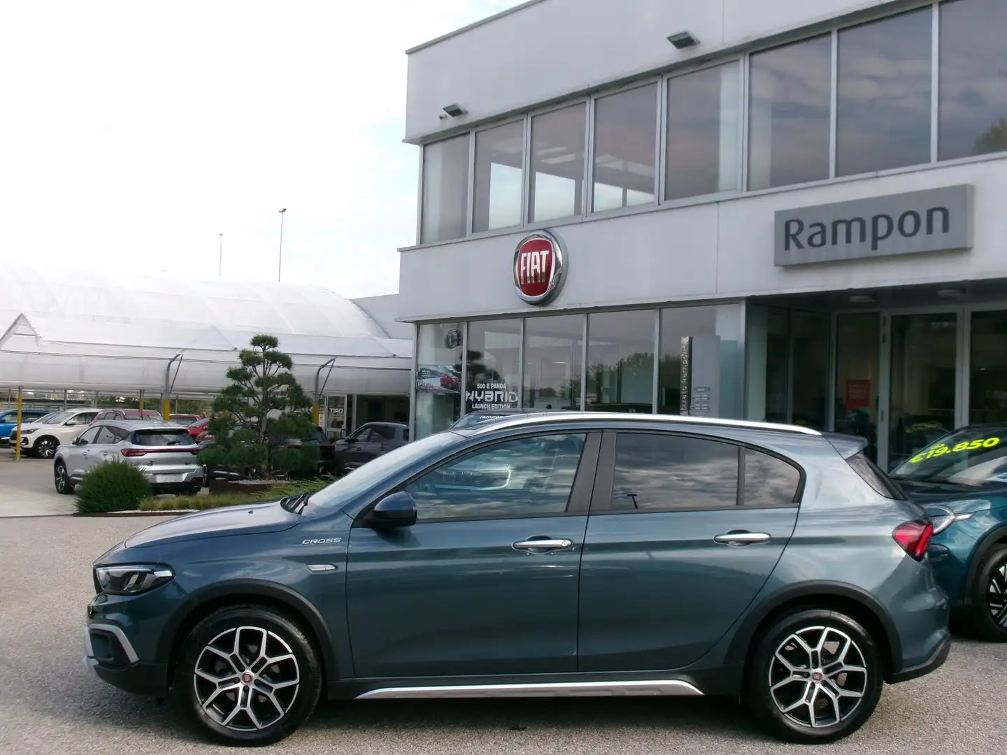 Fiat Tipo Tipo 1.0 5 porte Cross Blauw - 2