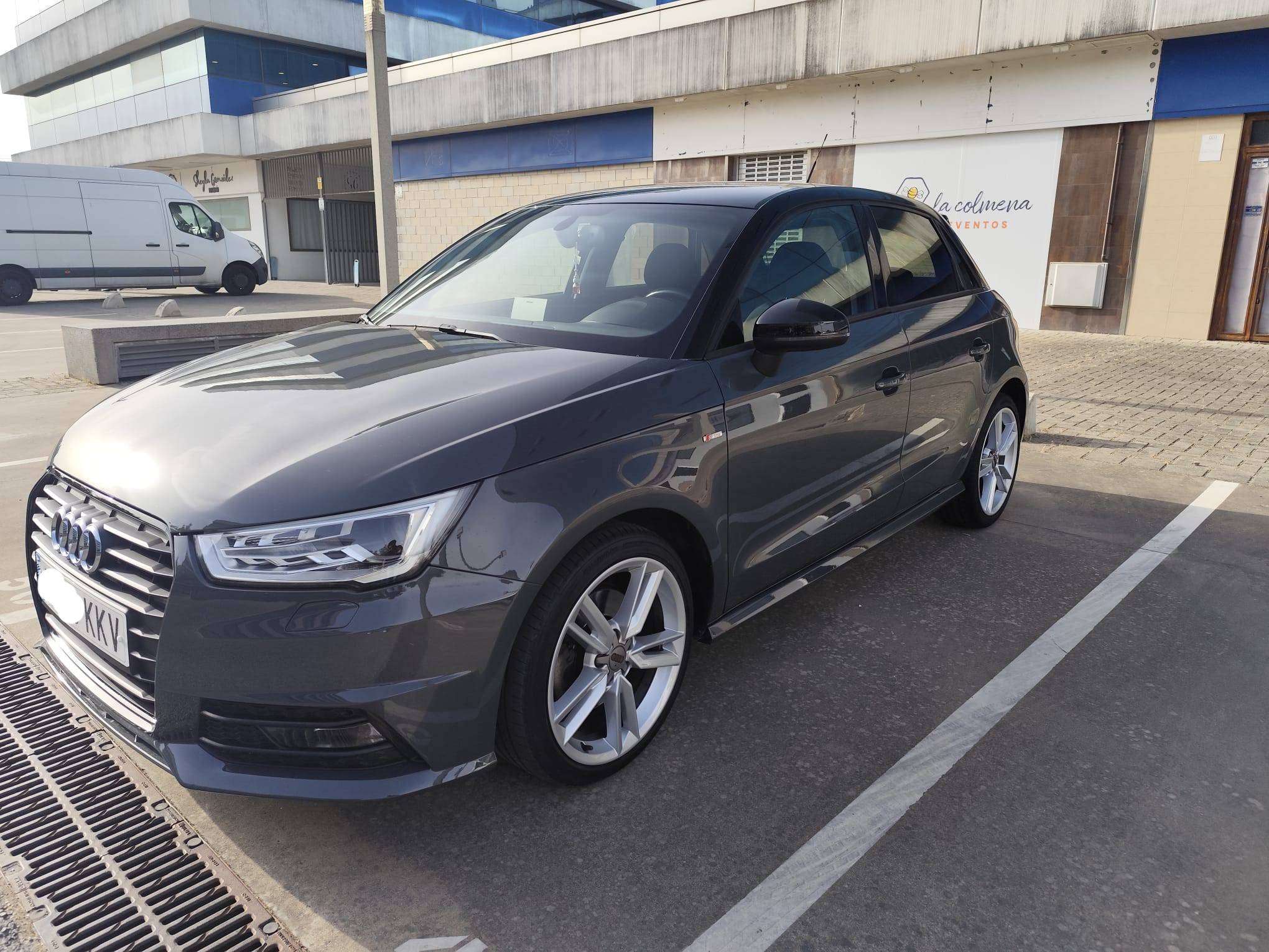 Audi A1 A1 Sportback 1.6TDI Attraction Attraction - foto 1
