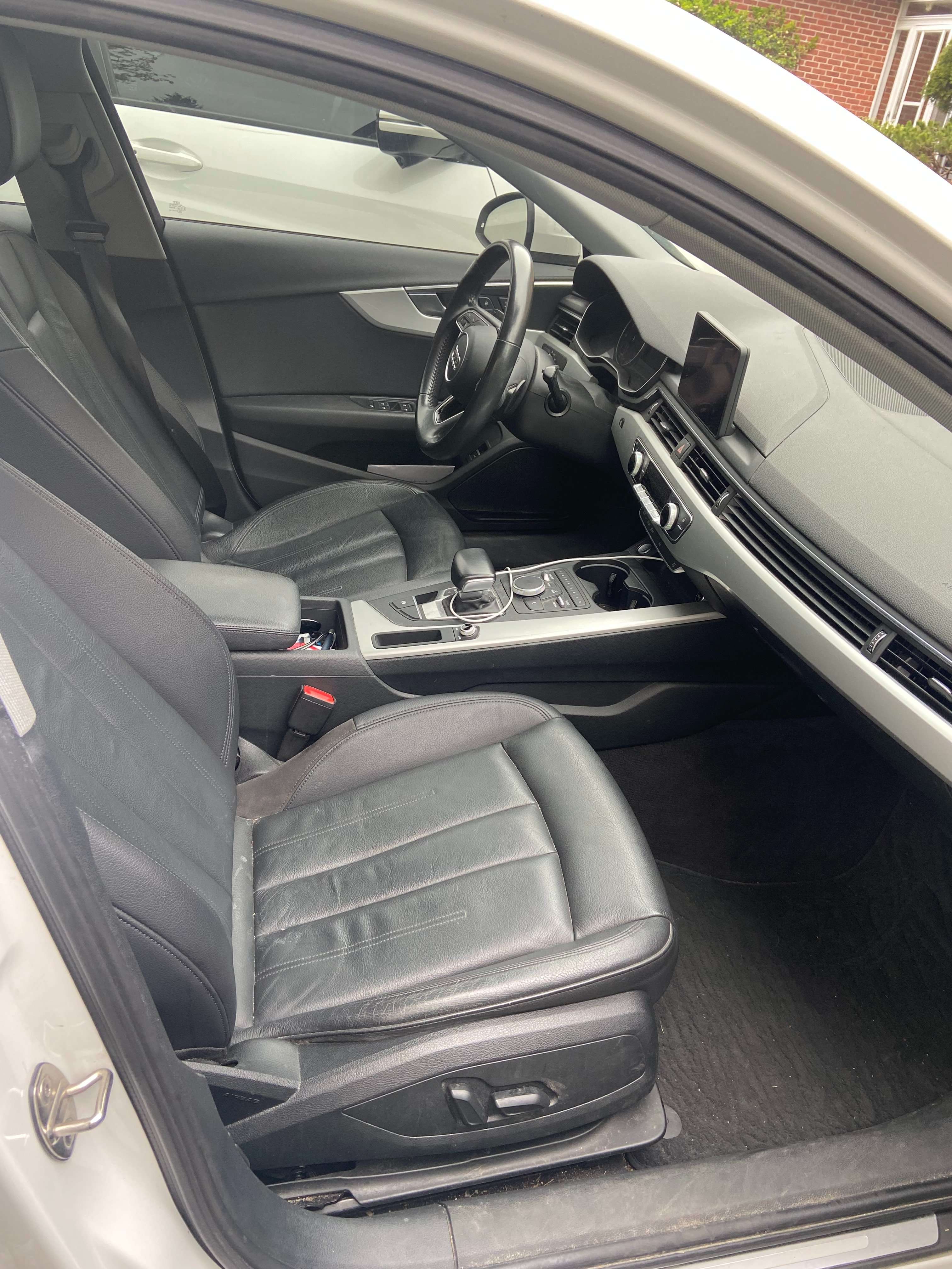 2018 Audi A4 Komfort alt 2