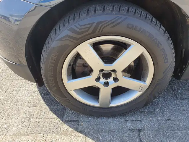 Volvo XC60 view 22