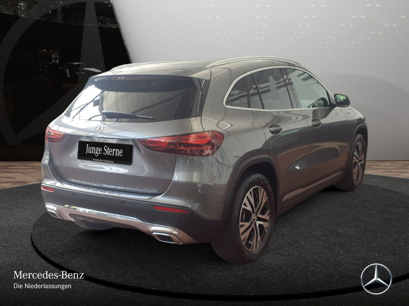 Mercedes-Benz GLA 180 d PROGRESSIVE+360°+AHK+LED+TOTW+8G — photo 8