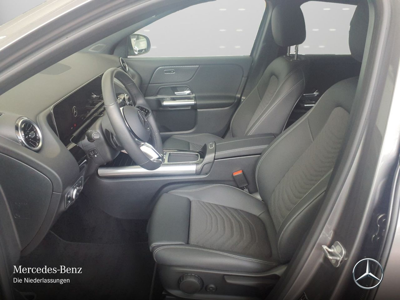 Mercedes-Benz GLA 180 d PROGRESSIVE+360°+AHK+LED+TOTW+8G — photo 11