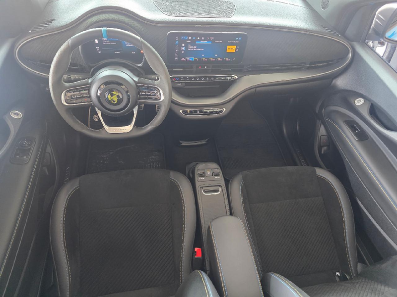Abarth 500e Cabrio Turismo Alcantara LED Navi Soundmodul... — photo 11