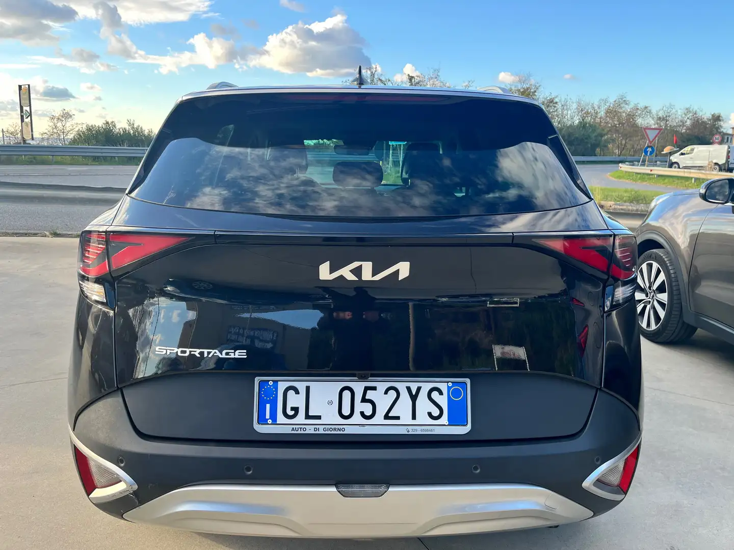 Kia Sportage Sportage V 2022 1.6 crdi mhev Style dct Schwarz - 2