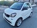 smart forTwo 70 1.0 twinamic AUTOMATICA Weiß - thumbnail 1
