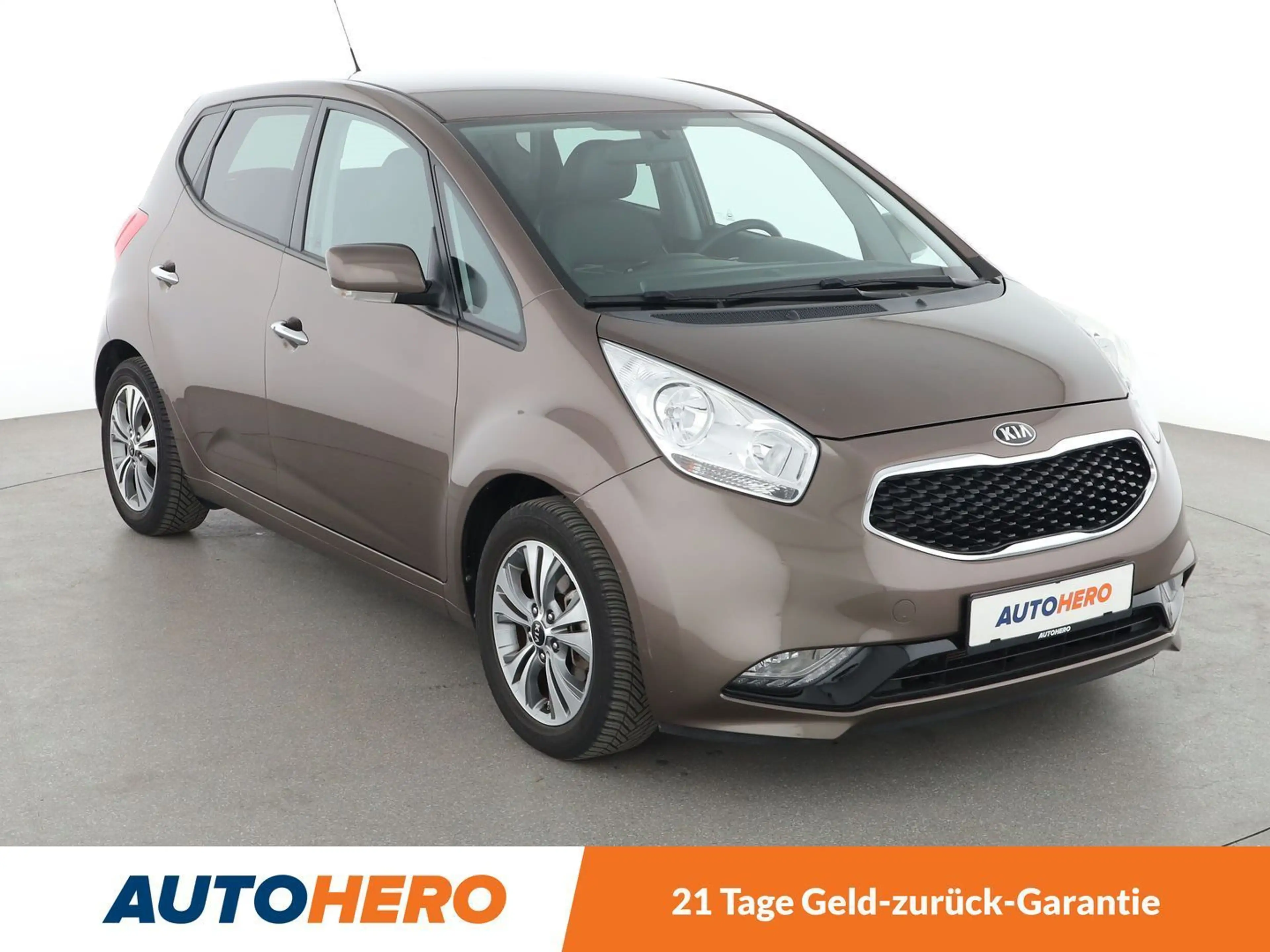 Kia Venga 1.6 Dream Team *NAVI*CAM*SHZ*LHZ*ALU*AHK* — photo 8