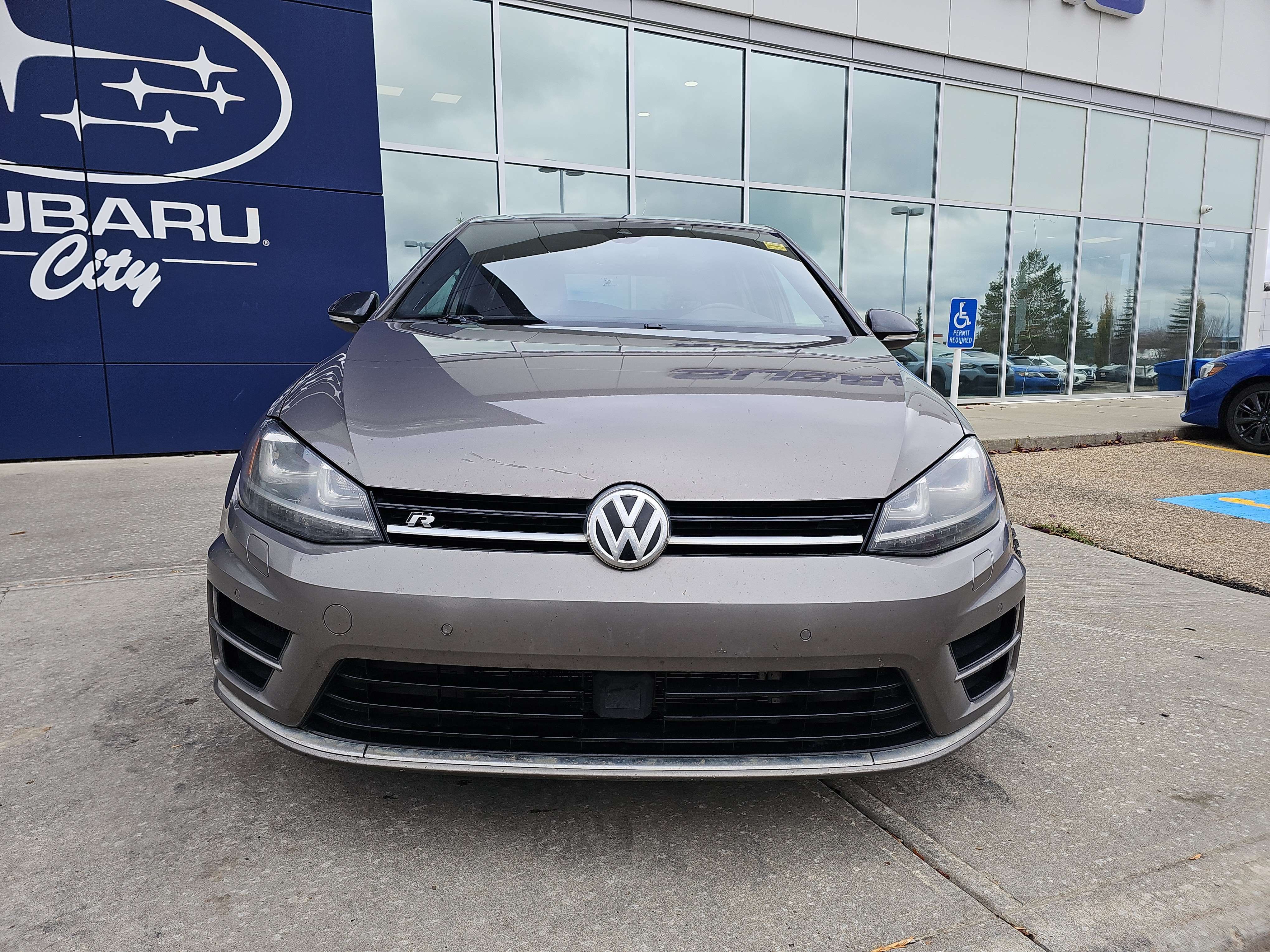 2017 Volkswagen Golf R